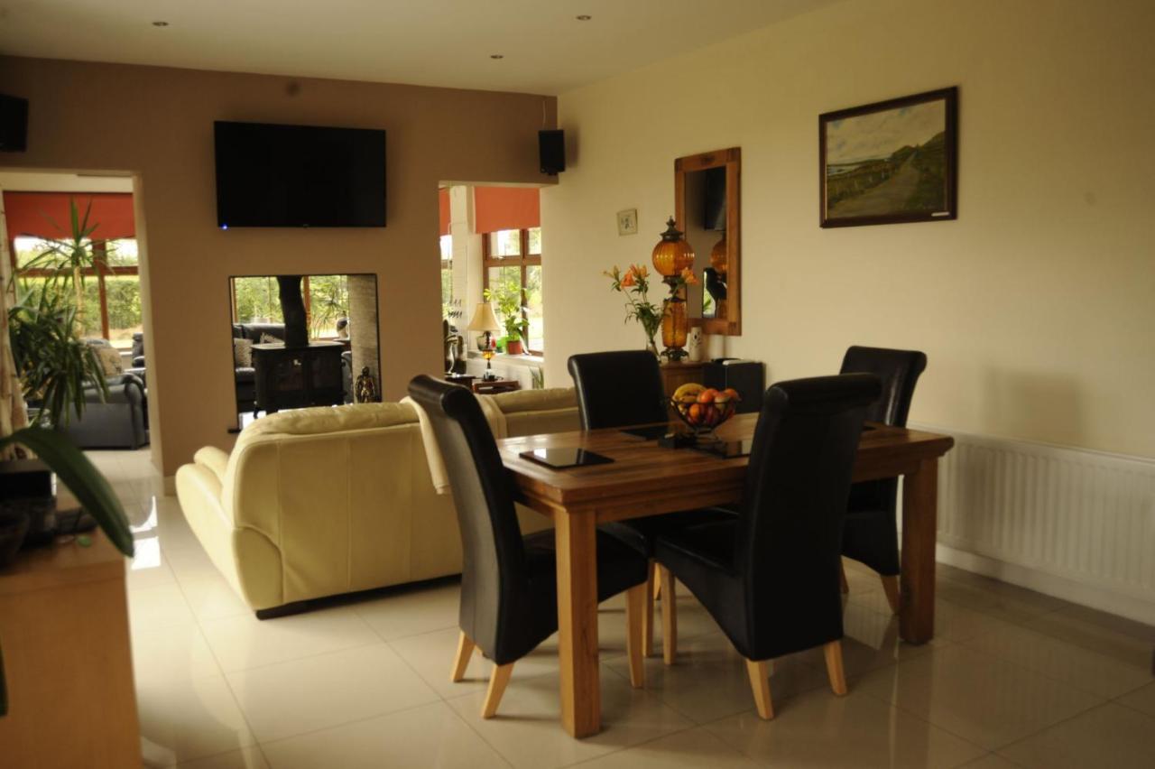 Knockalla Luxury Property With Hot Tub Suitable For Families Portadown Exterior foto
